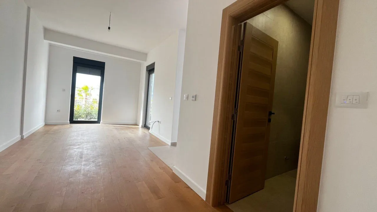 Sale, one bedroom apartment, 54m², Petrovac, Budva