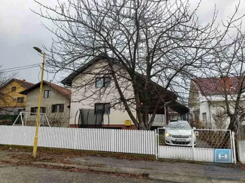 Prodaja, kuća, 250m², Budžino brdo, Jagodina - image 2