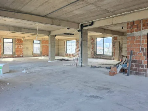 Rent, office space, 1100m², Donja Gorica, Podgorica - image 18