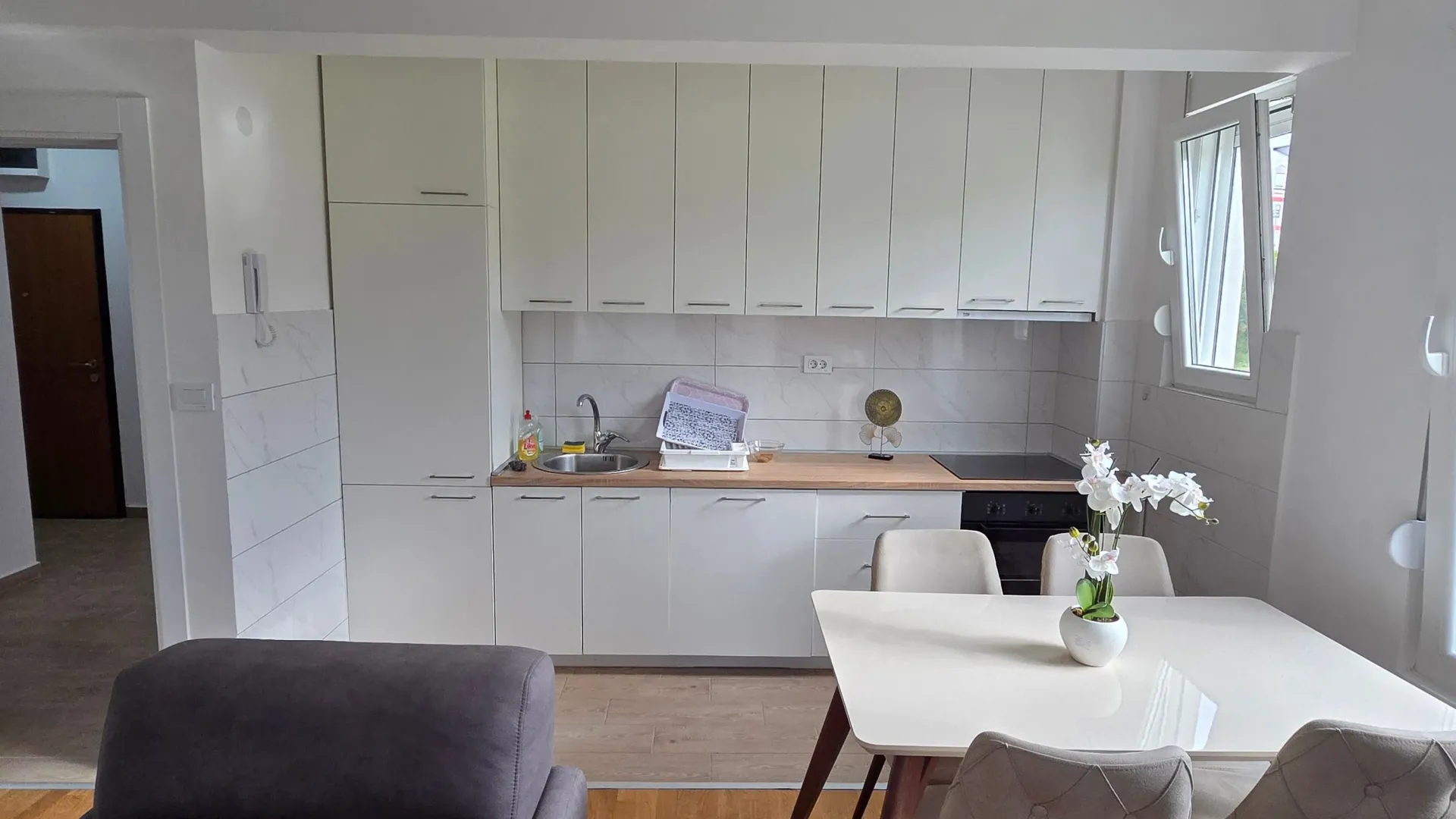 Prodaja, dvosoban stan, 70m², City Kvart, Podgorica