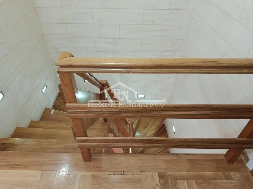Prodaja, trosoban stan, 88m², Labudovo Brdo, Beograd