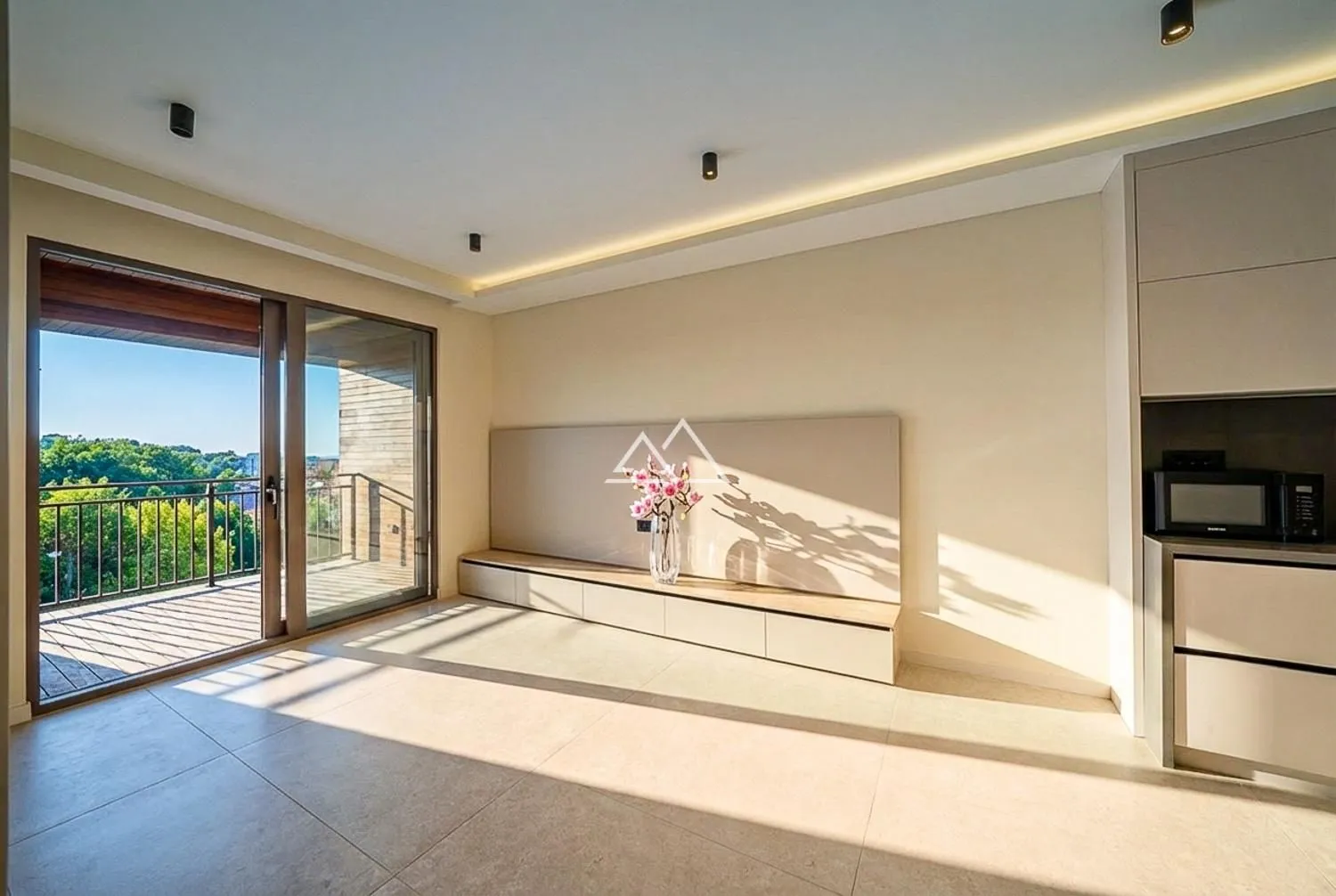 Sale, two bedroom apartment, 125m², Centar, Tivat