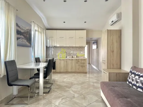 Izdavanje, dvosoban stan, 60m2, Igalo, Herceg Novi Izdavanje, dvosoban stan, 60m2, Igalo, Herceg Novi