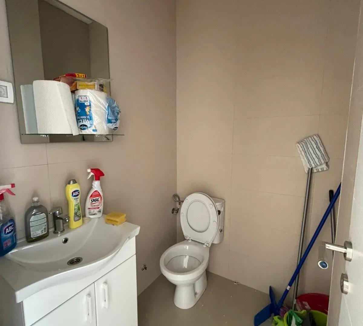 Rent, office space, 123m², Pobrežje, Podgorica