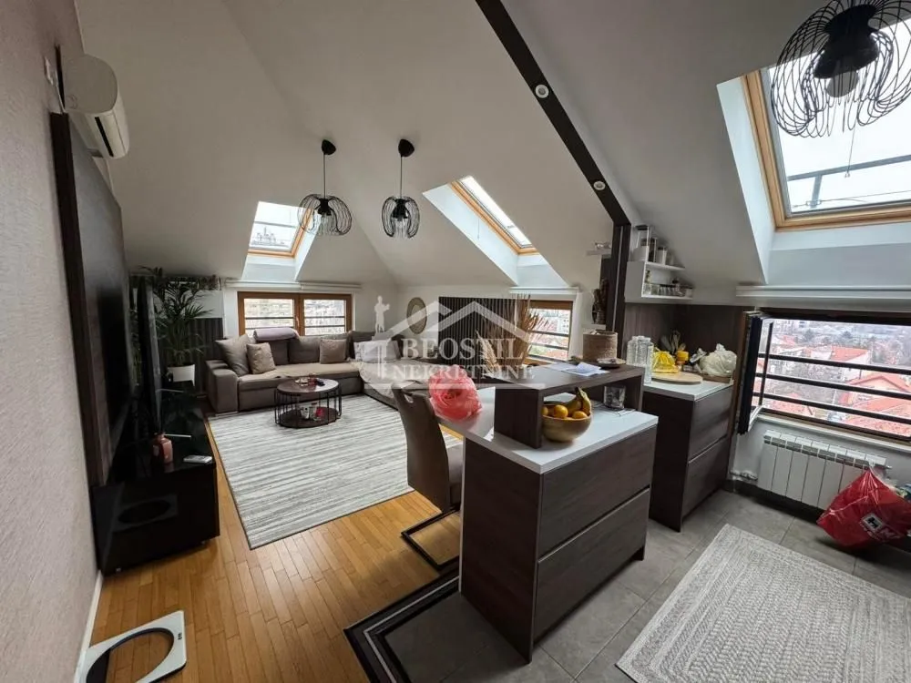 Prodaja, trosoban stan, 66m², Zemun Sve Podlokacije, Beograd