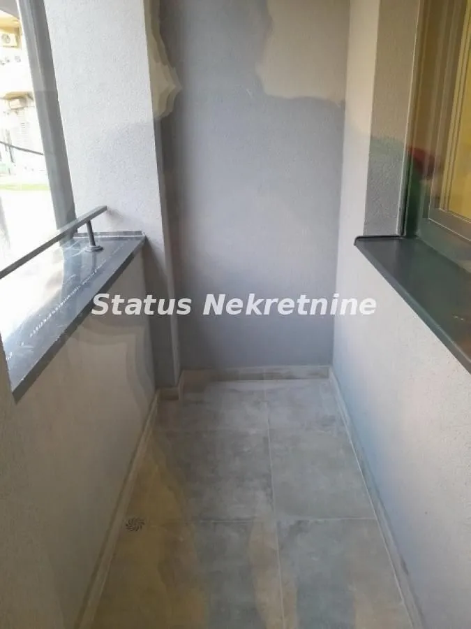 Izdavanje, dvosoban stan, 43m², Podbara, Novi Sad Sve Podlokacije