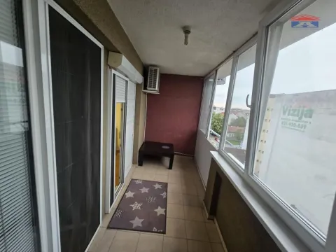 Izdavanje, četvorosoban stan, 105m², Rotkvarija, Novi Sad Sve Podlokacije - image 24
