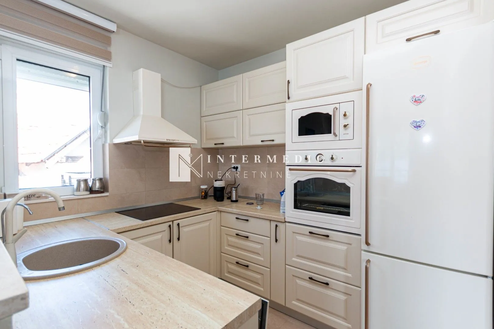 Prodaja, dvosoban stan, 91m², Đenovići, Herceg Novi