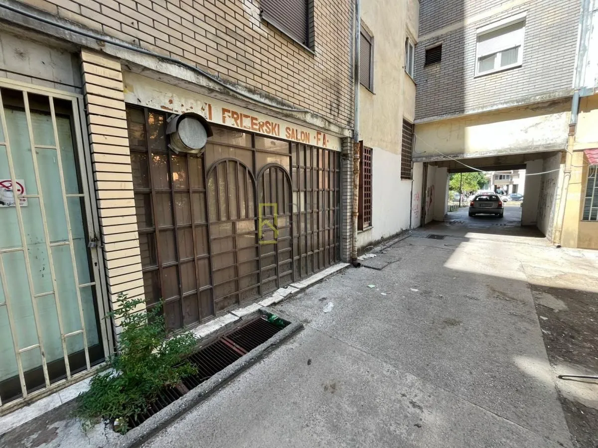 Sale, office space, 48m², Lepa Kata, Podgorica