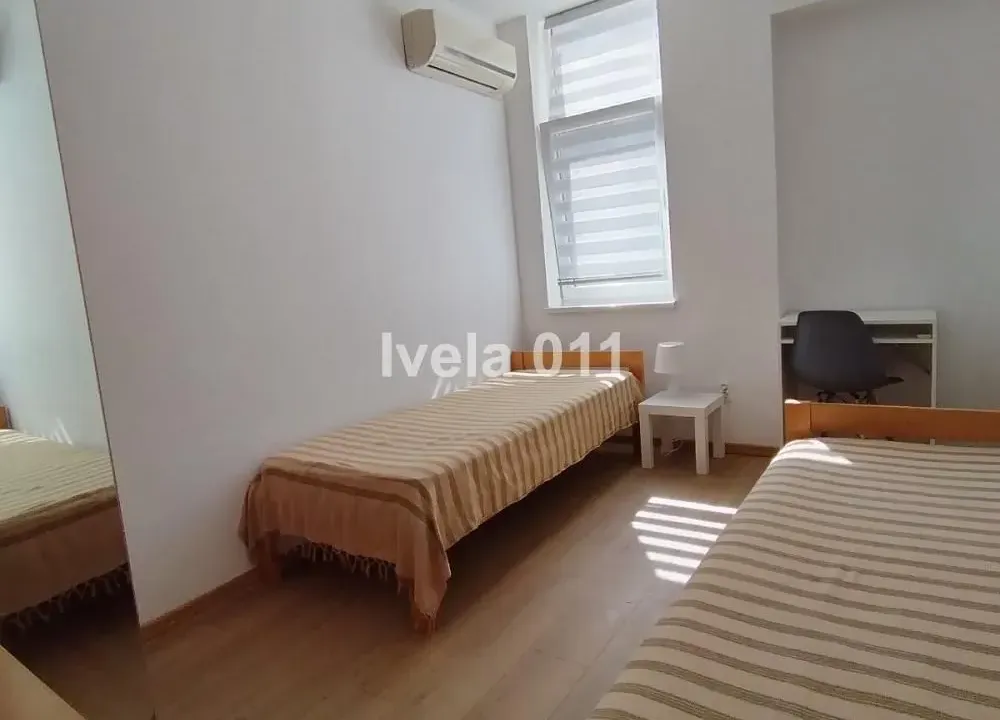 Prodaja, trosoban stan, 61m², Gundulićev Venac, Beograd