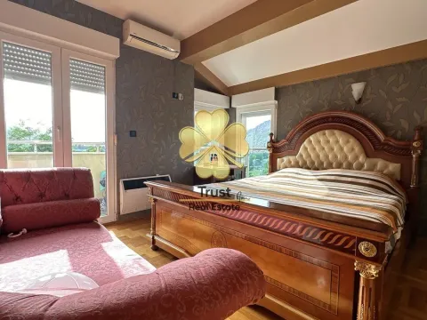 Prodaja, trosoban stan, 140m², Tološi, Podgorica - image 7