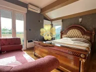 Sale, three bedroom apartment, 140m², Tološi, Podgorica - image 7