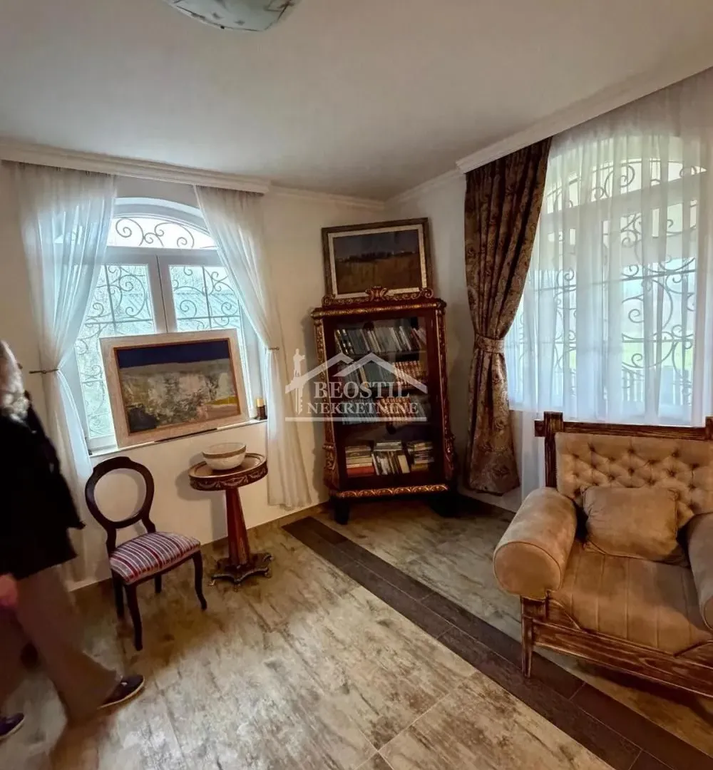 Prodaja, kuća, 89m², Centar, Ub