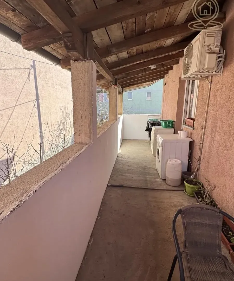 Prodaja, kuća, 200m², Mali Mokri Lug, Zvezdara Sve Podlokacije