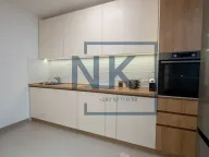 Prodaja, trosoban stan, 128m², Stari Aerodrom, Podgorica - image 11