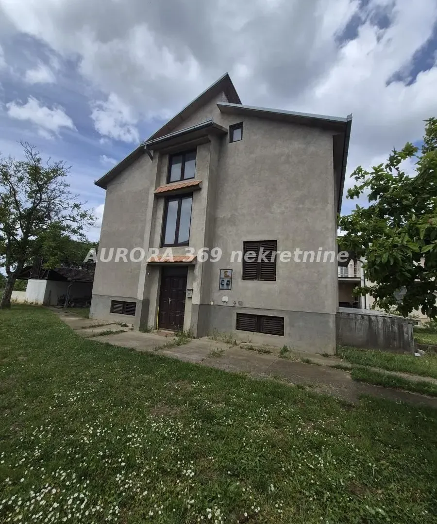 Prodaja, kuća, 294m², Ruma, Srbija