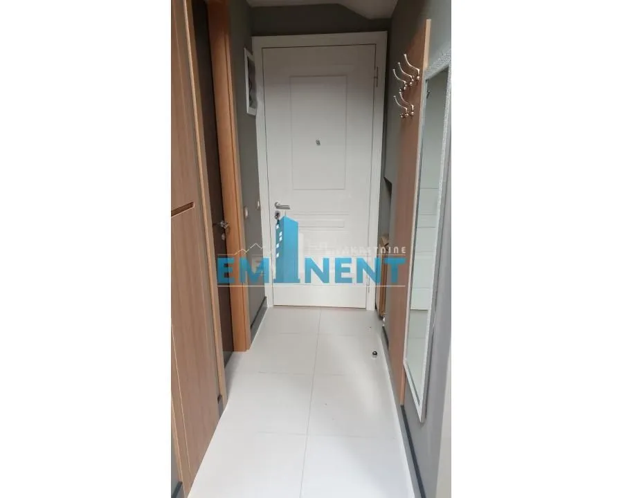 Izdavanje, trosoban stan, 85m², Stari Grad, Beograd