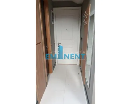 Izdavanje, trosoban stan, 85m², Stari Grad, Beograd - image 17
