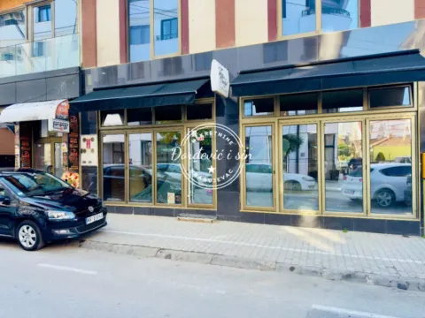 Rent, office space, 175m², Centar, Kragujevac