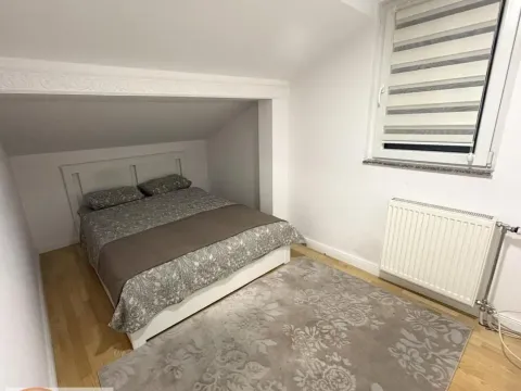 Rent, three bedroom apartment, 65m², Stari Grad, Beograd - image 6