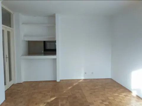 Sale, four bedroom apartment, 86m², Zvezdara Sve Podlokacije, Beograd - image 5