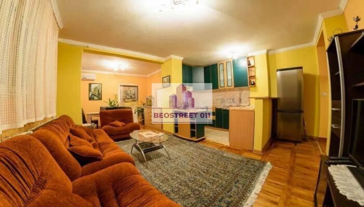 Prodaja, trosoban stan, 80m², Dedinje Sve Podlokacije, Beograd