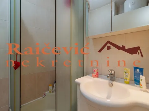 Rent, three bedroom apartment, 65m², Kluz, Zvezdara Sve Podlokacije - image 12