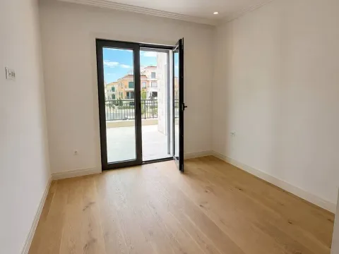 Prodaja, dvosoban stan, 90m², Luštica Bay, Tivat - image 7