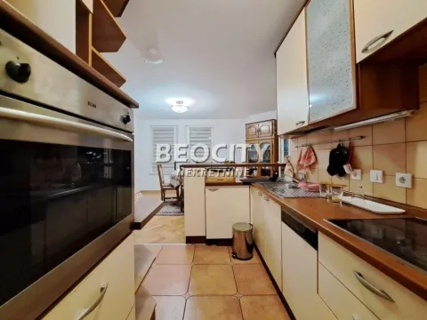 Sale, four bedroom apartment, 107m², Crveni Krst, Beograd - image 5