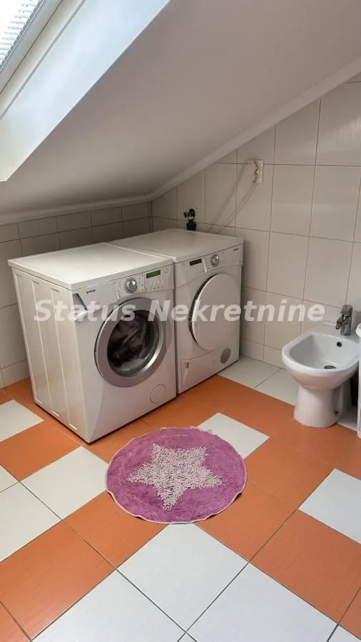 Rent, apartment, 126m², Adamovićevo Naselje, Novi Sad Sve Podlokacije
