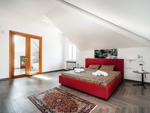 Izdavanje, kuća, 491m², Ljuta, Kotor - image 22