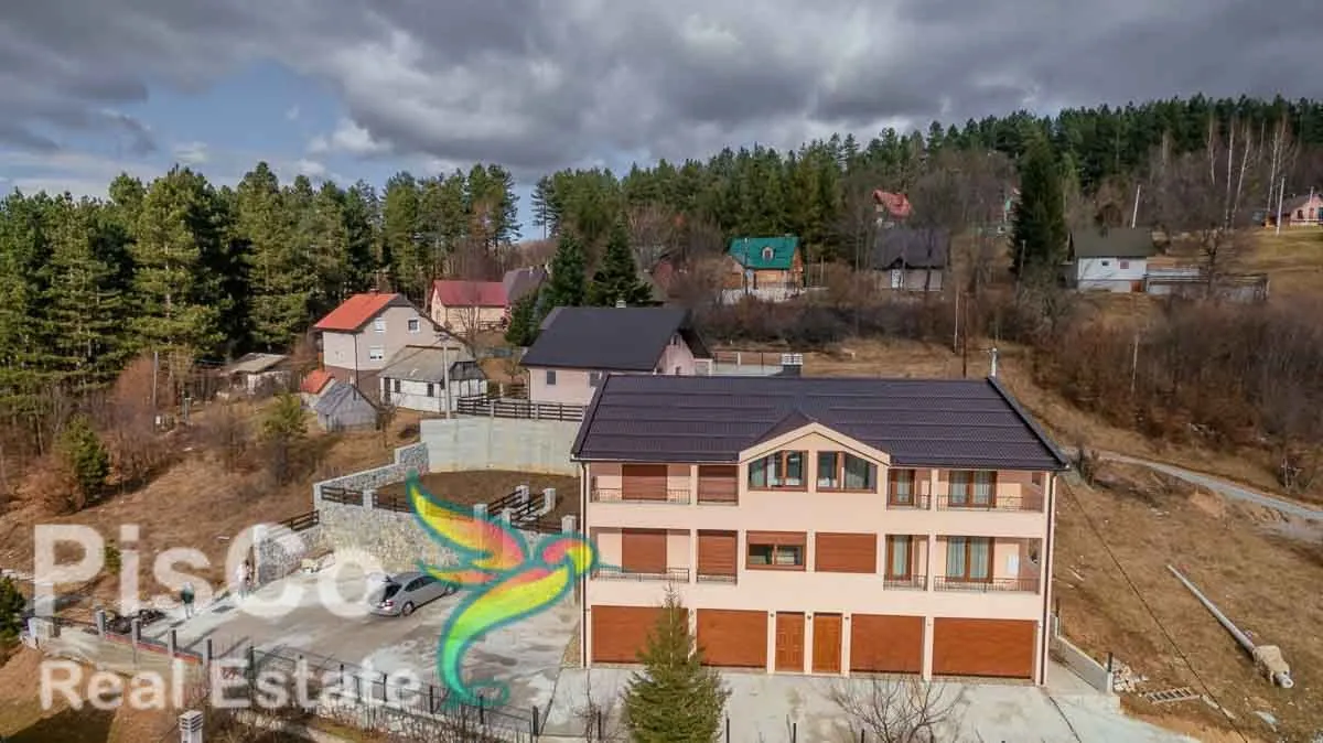 Prodaja, kuća, 414m², Kolašin, Crna Gora