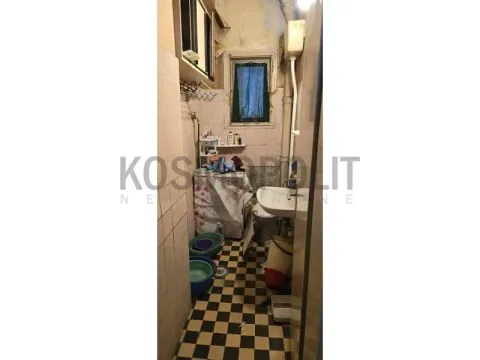 Sale, house, 140m², Južni Bulevar, Vračar Sve Podlokacije - image 12