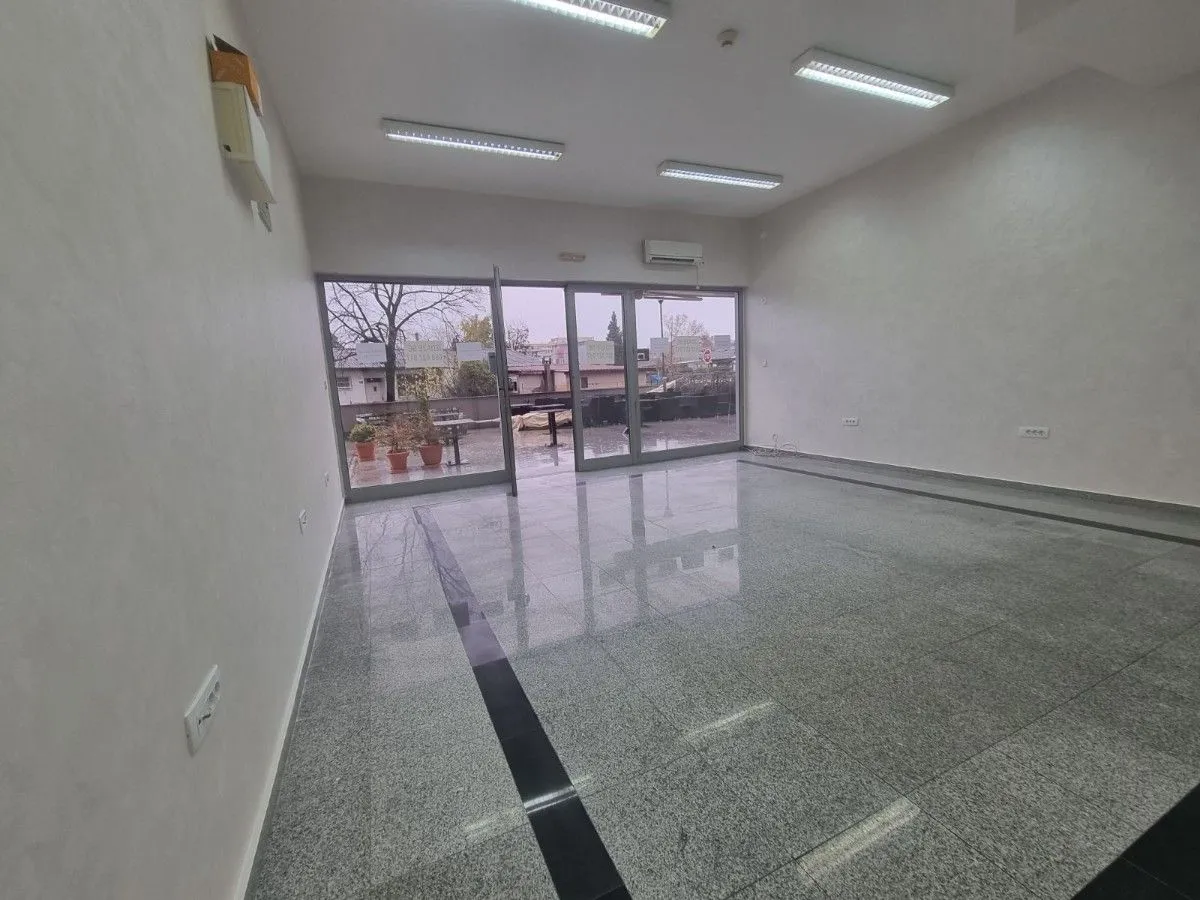 Sale, office space, 43m², Stari Aerodrom, Podgorica