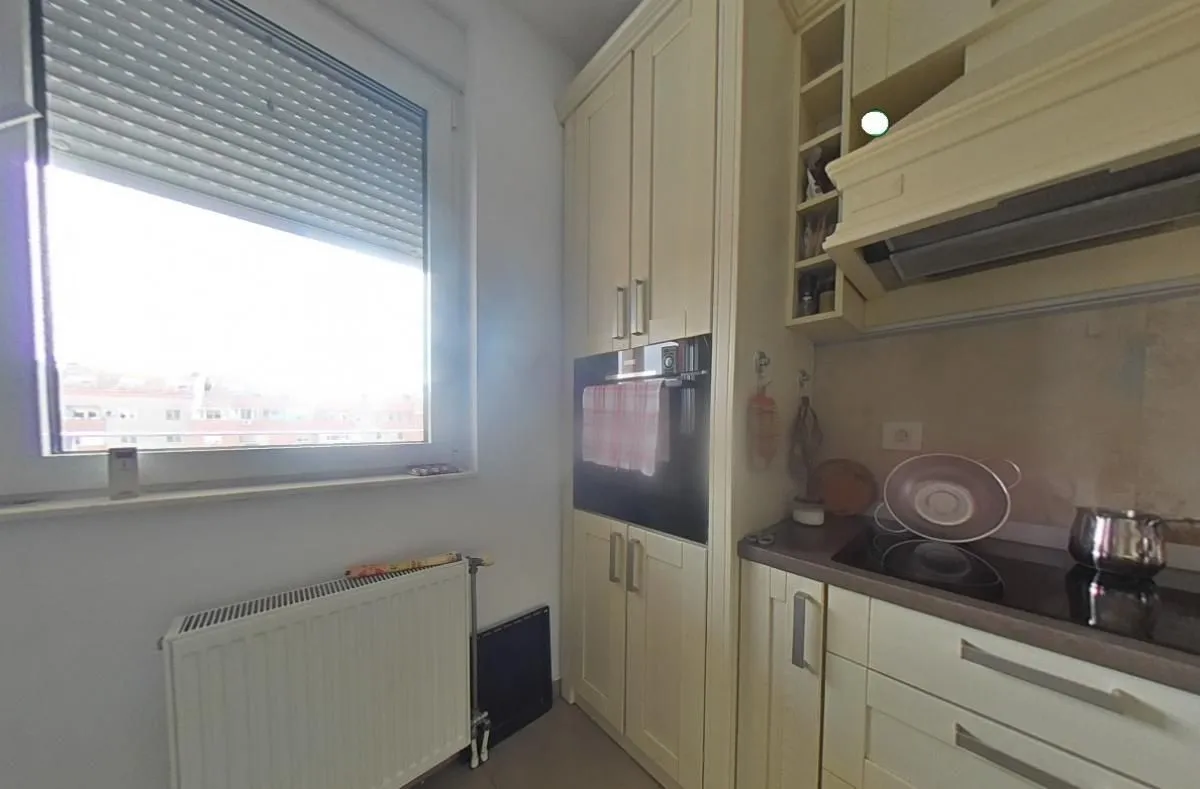 Prodaja, četvorosoban stan, 132m², Novo naselje, Novi Sad
