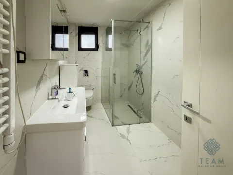 Izdavanje, dvosoban stan, 100m², Dalmatinska ulica, Podgorica - image 9