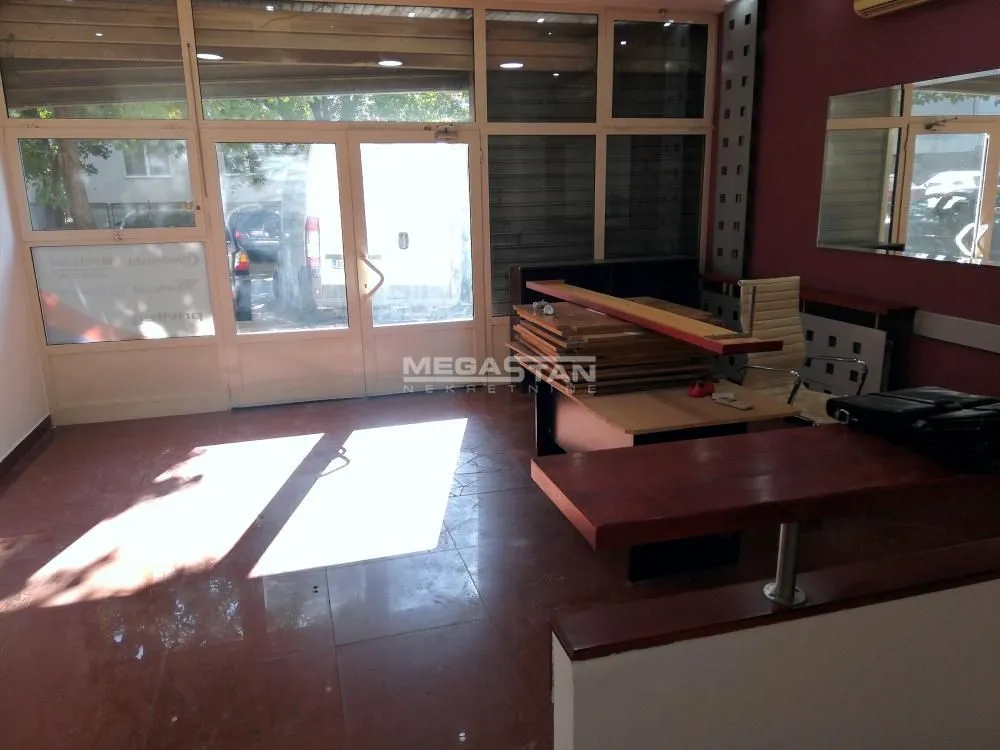 Prodaja, poslovni prostor, 68m², Zemun Novi Grad, Zemun Sve Podlokacije