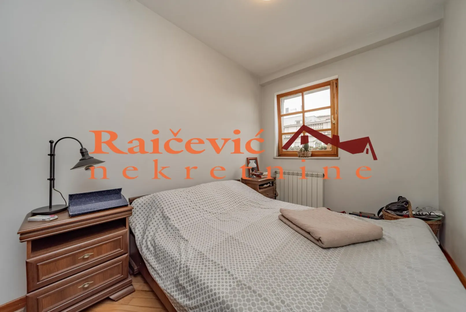 Sale, four bedroom apartment, 114m², Centar, Stara Pazova