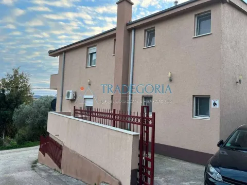 Sale, house, 300m², Bar, Crna Gora