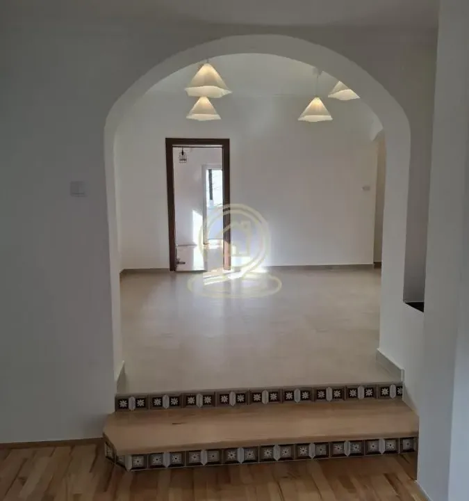 Rent, office space, 86m², Savski Venac, Beograd