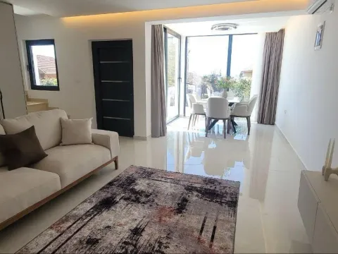 Sale, house, 138m², Dobra Voda, Budva - image 2