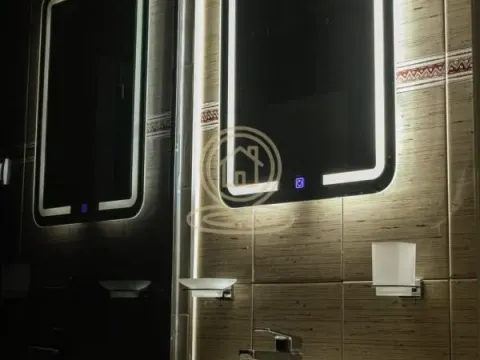 Izdavanje, dvosoban stan, 78m², Južni Bulevar, Vračar Sve Podlokacije - image 11