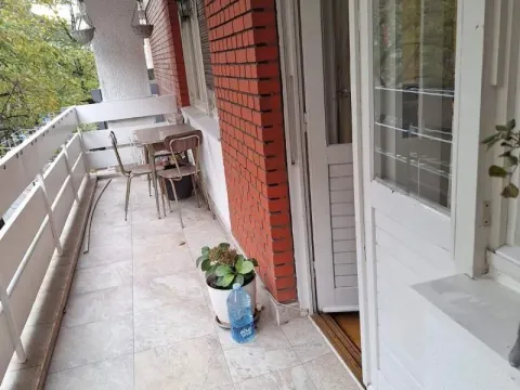 Izdavanje, trosoban stan, 80m², Slavija, Vračar Sve Podlokacije - image 7