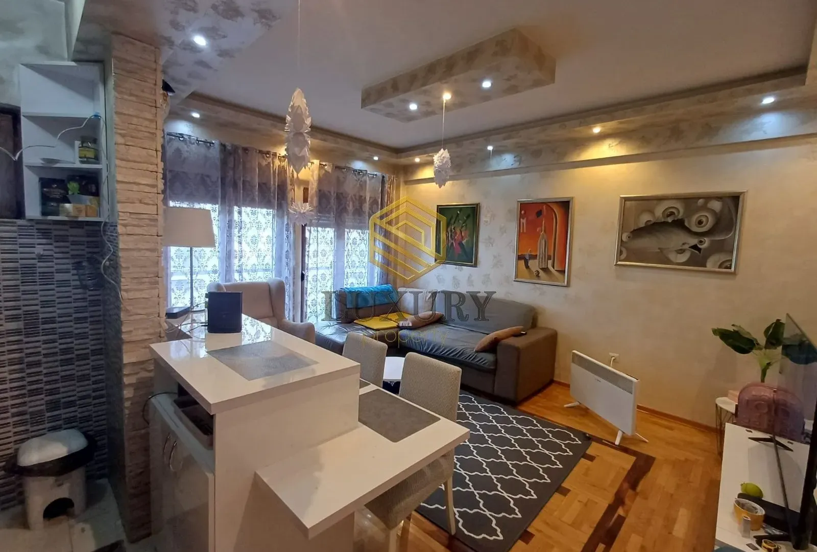 Izdavanje, dvosoban stan, 56m², Blok 9, Podgorica
