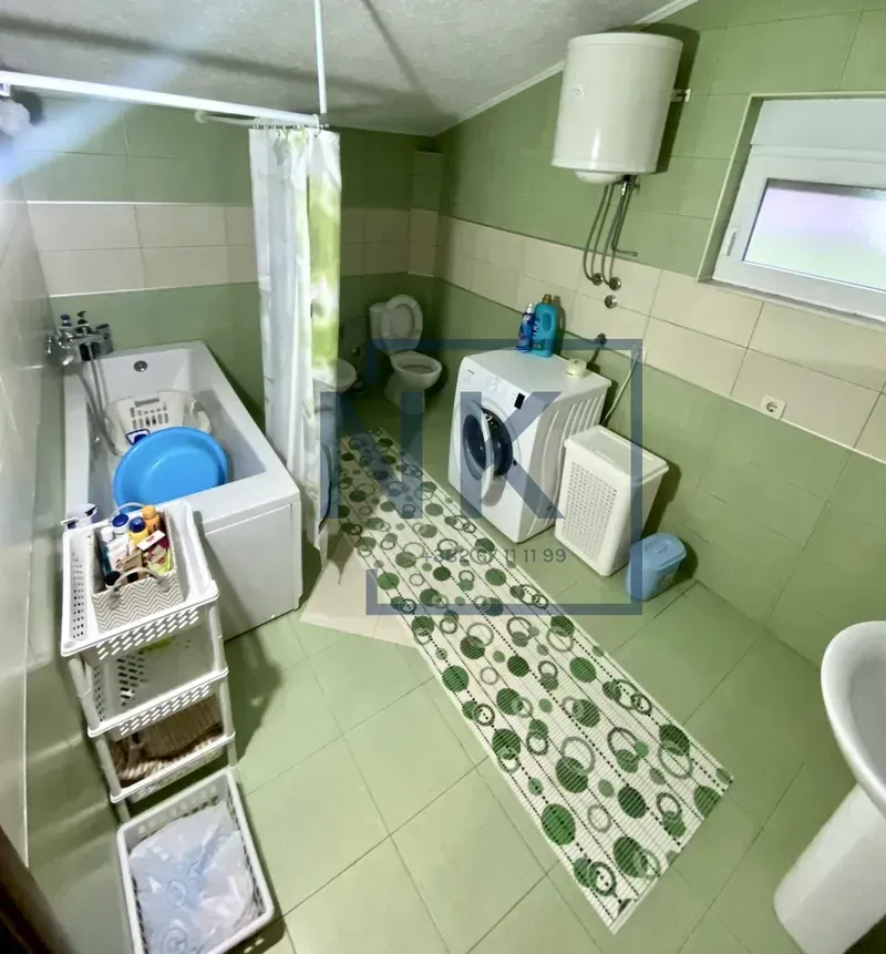 Rent, house, 240m², Tuzi, Podgorica
