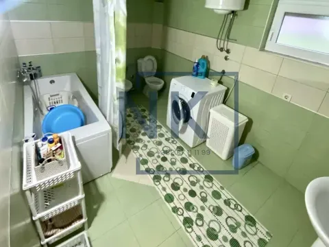 Izdavanje, kuća, 240m², Tuzi, Podgorica - image 11