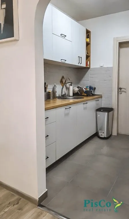 Prodaja, dvosoban stan, 72m², Gintaš, Podgorica