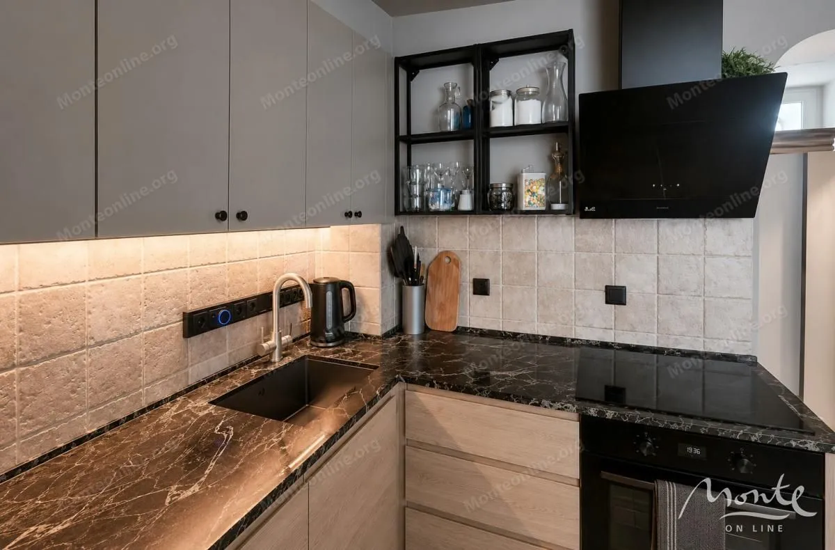 Prodaja, trosoban stan, 75m², Dobrota, Kotor