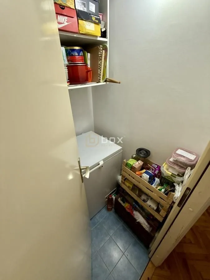 Prodaja, dvosoban stan, 63m², Crveni Krst, Niš