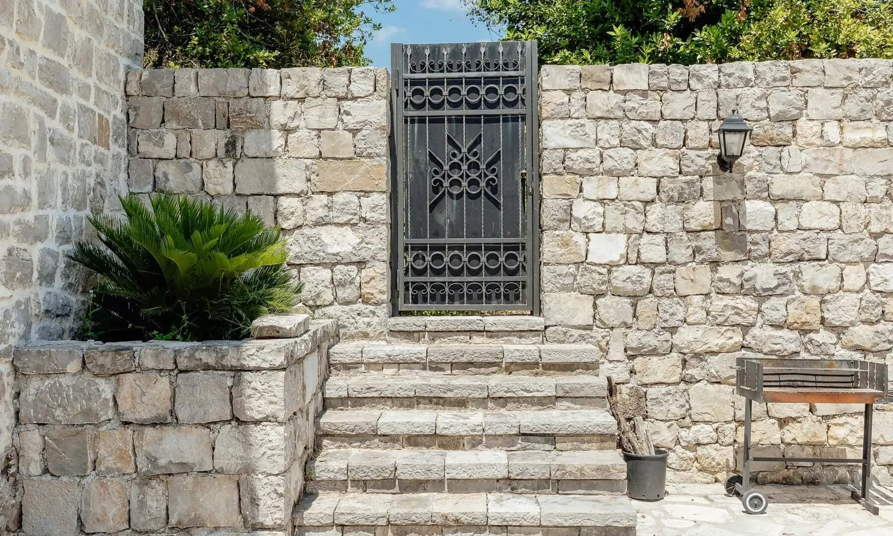 Sale, house, 800m², Prčanj, Kotor